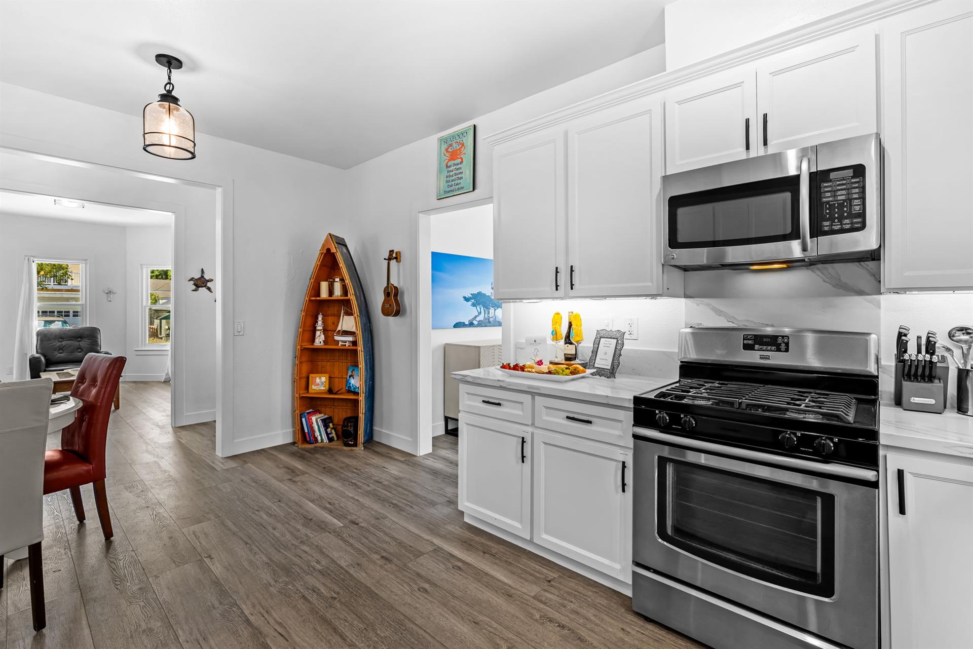 Dining Table Can be Expanded to Seat Six