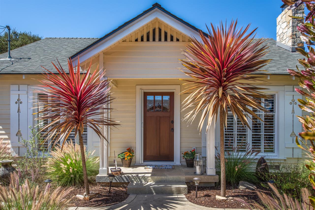Welcome to Bungalow by the Sea Pacific Grove Vacation Rental