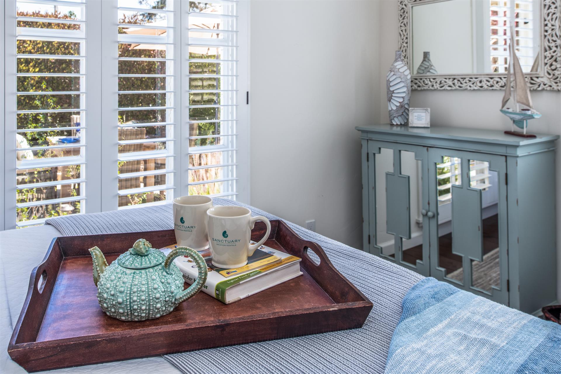 Bedroom 2 with Queen Bed