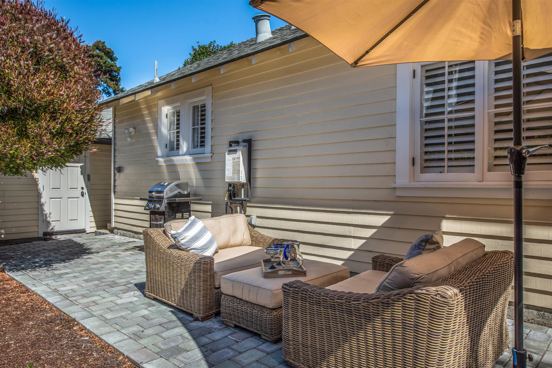 Outdoor Patio with a Gas Grill