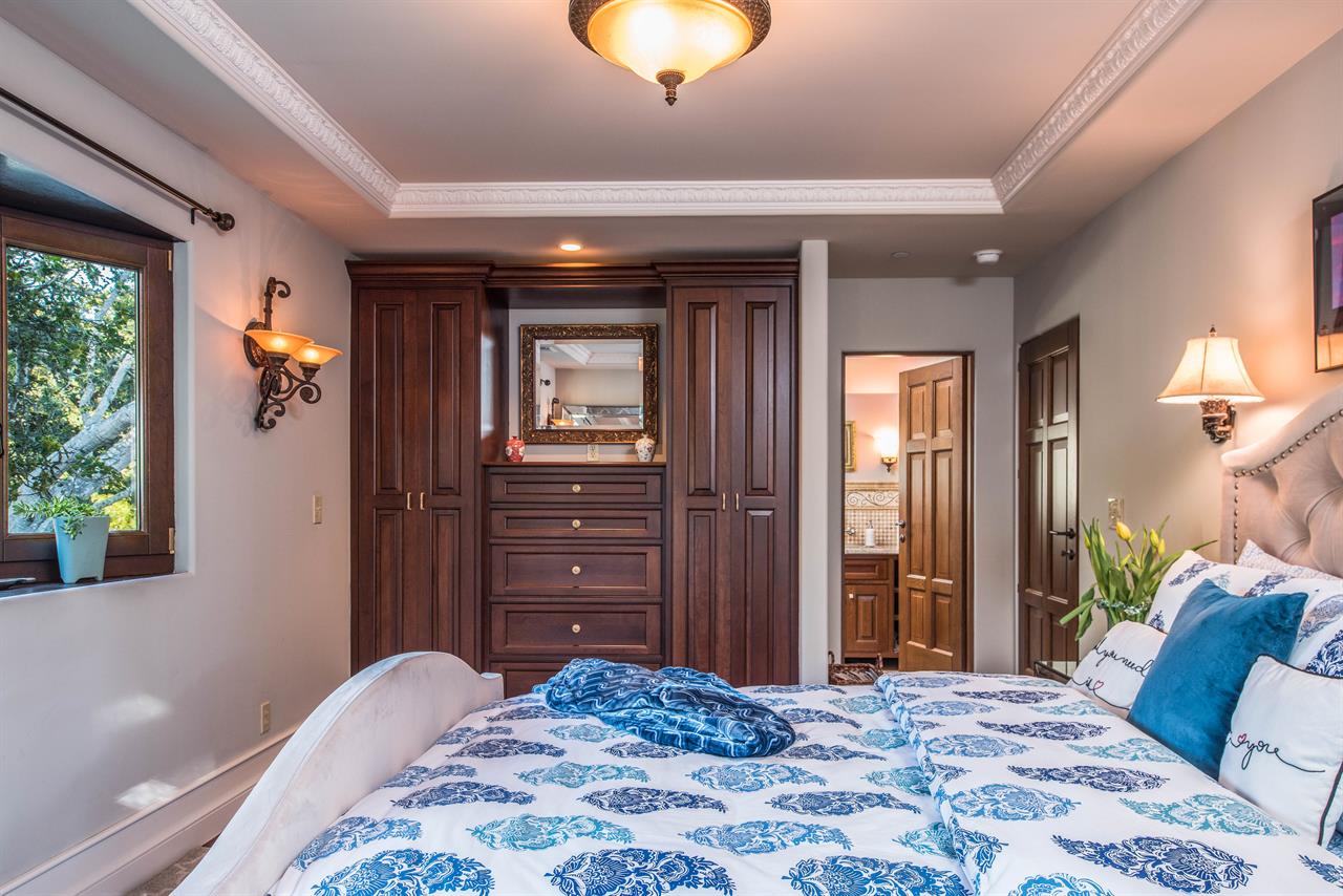 Bedroom 1 with Queen Bed, Balcony, En Suite Bathroom