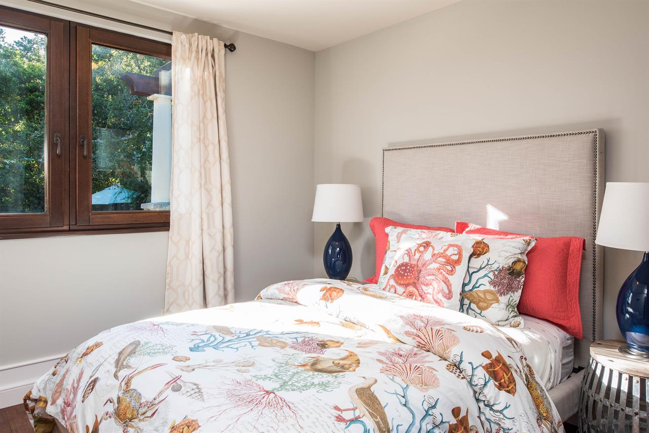 Upstairs Bedroom 2 with FullSize Bed