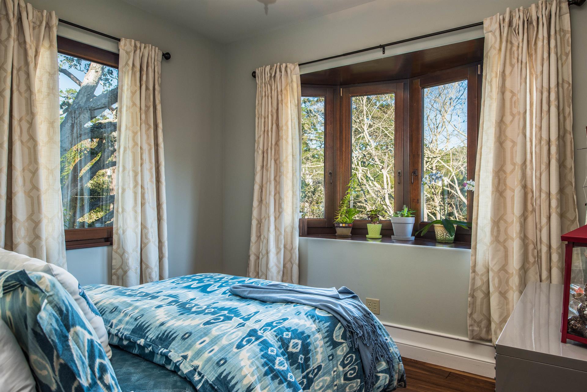 Downstairs, Bedroom 4 with FullSize Bed