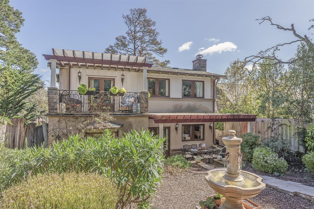 Back of the Home, Fenced Yard