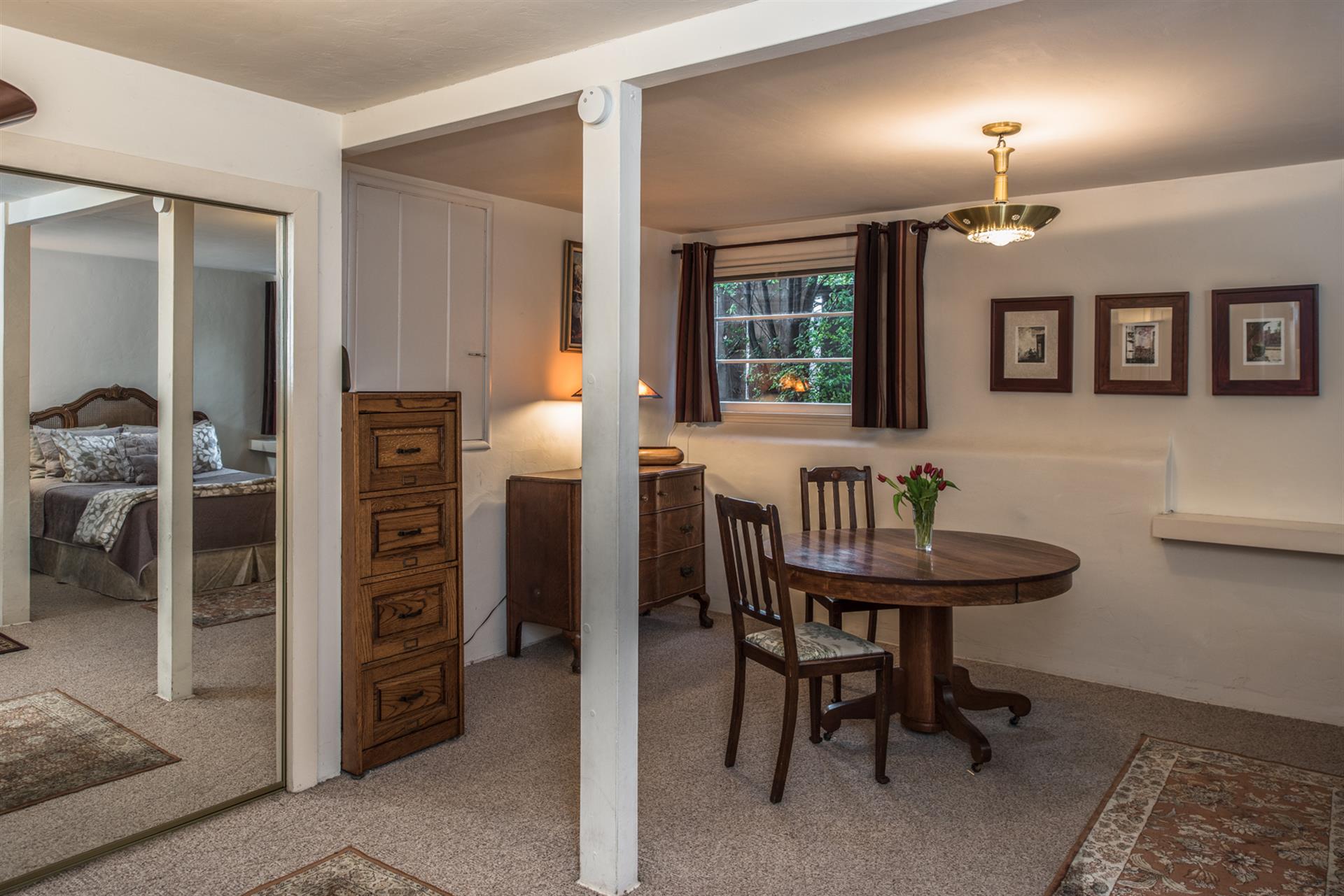 Bedroom, Queen Bed, Seating Area