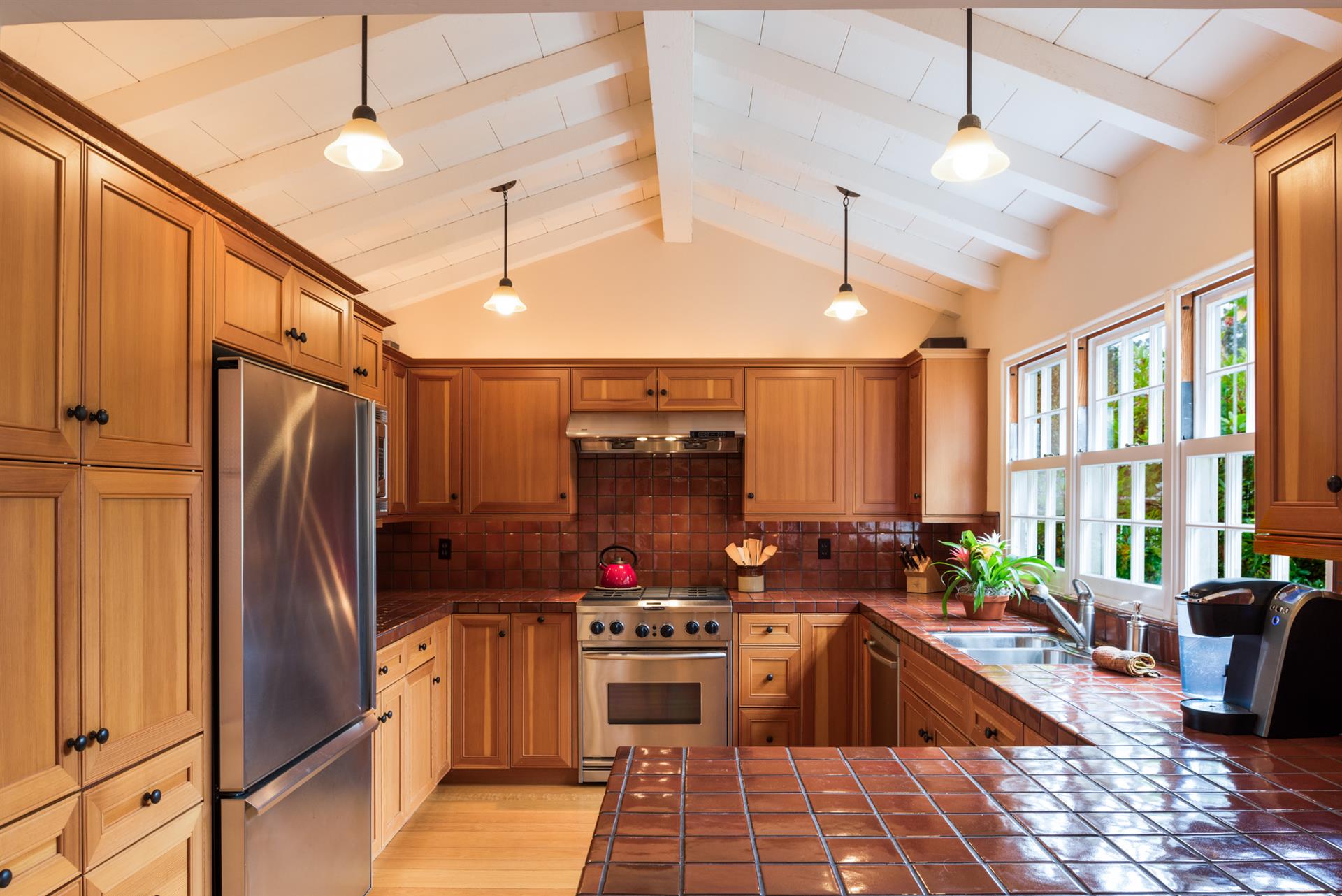 Spacious, FullyEquipped Kitchen including Bosch Dishwasher