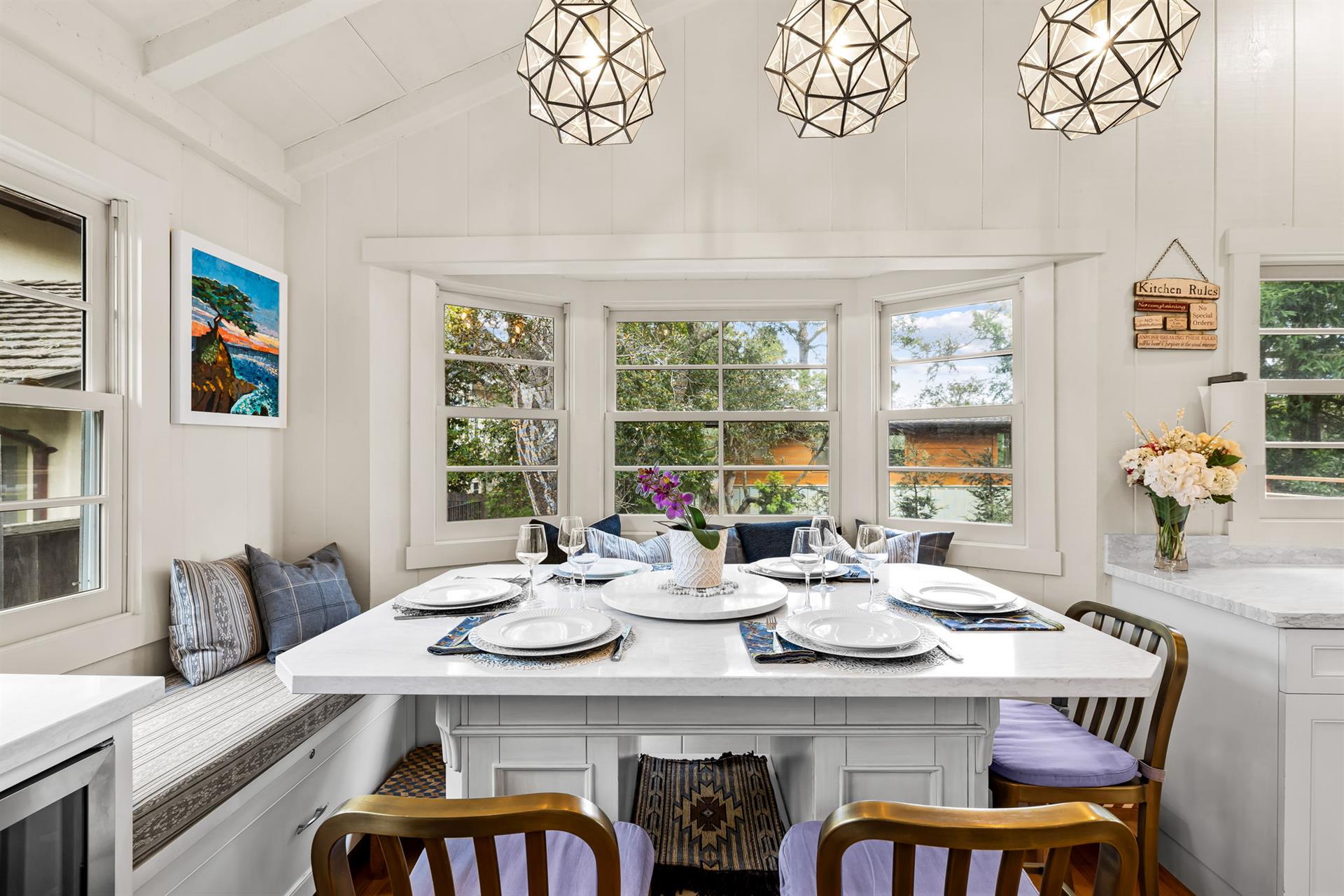 Dining Nook in the Fully Equipped Gourmet Kitchen