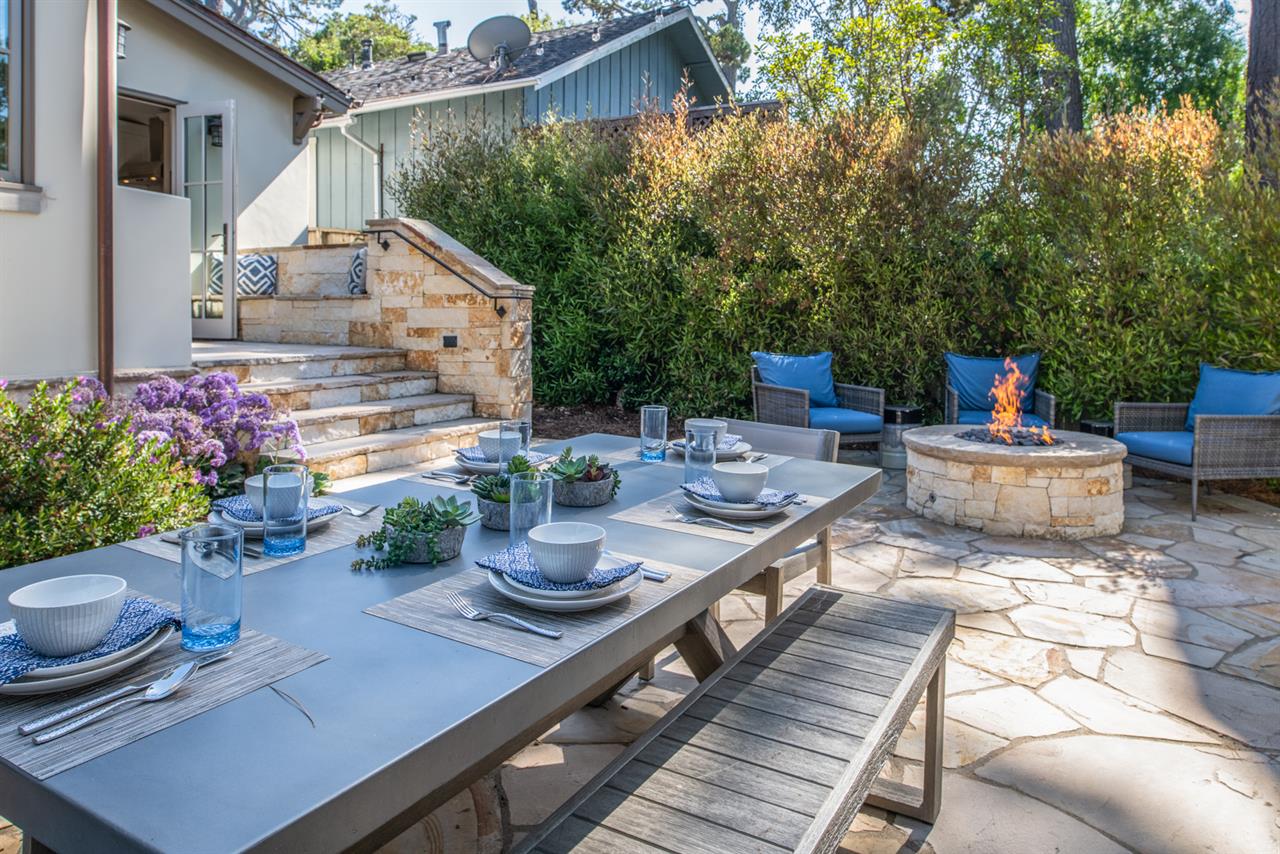 Beautiful Outdoor Living Spaces