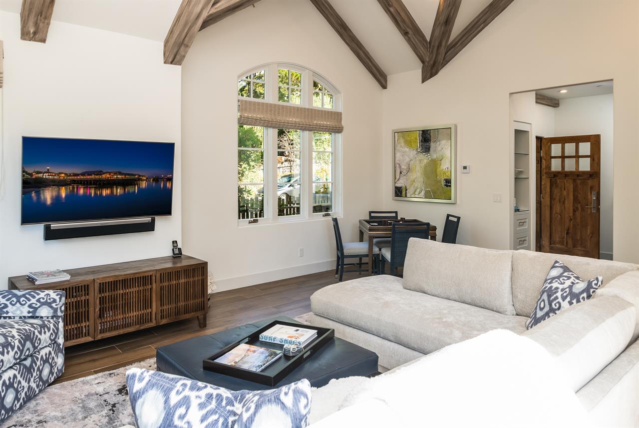 Living Room with 60 HDTV and Game Table