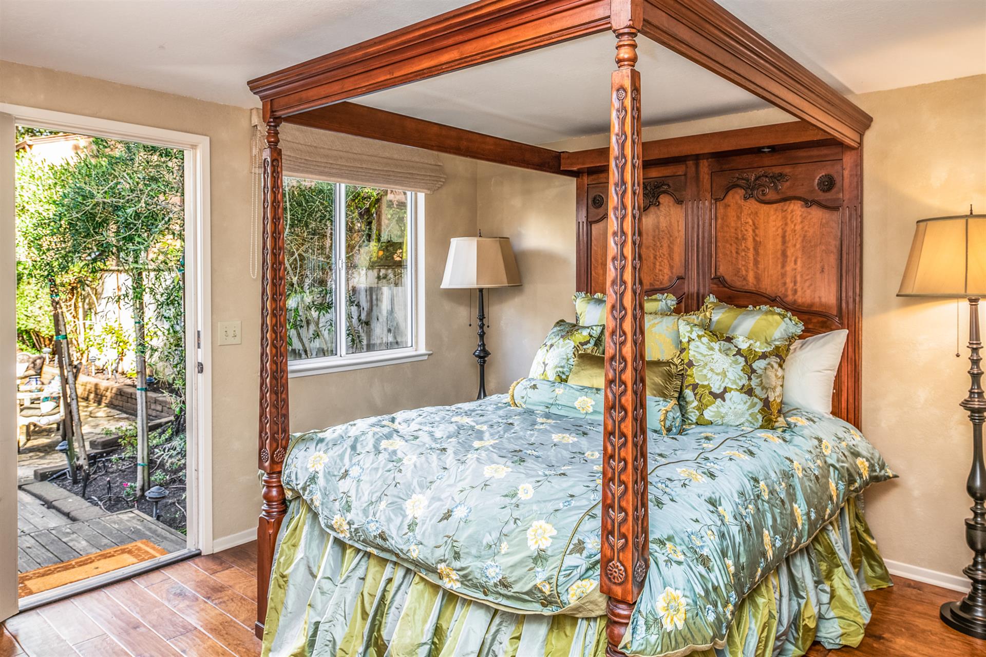 Bedroom 4, Queen, Detached Suite, Bathroom with Shower