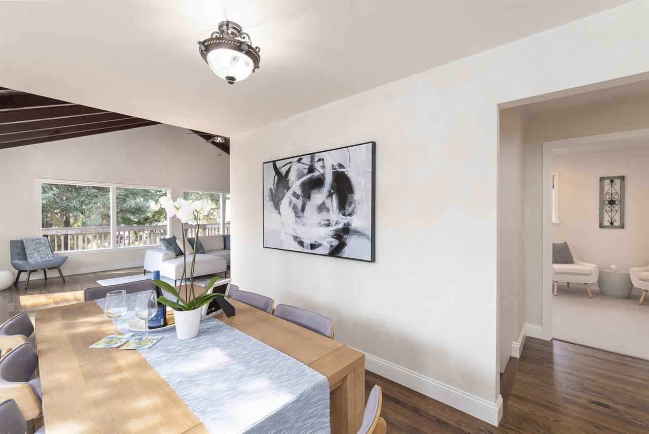 Upper Floor Dining Area