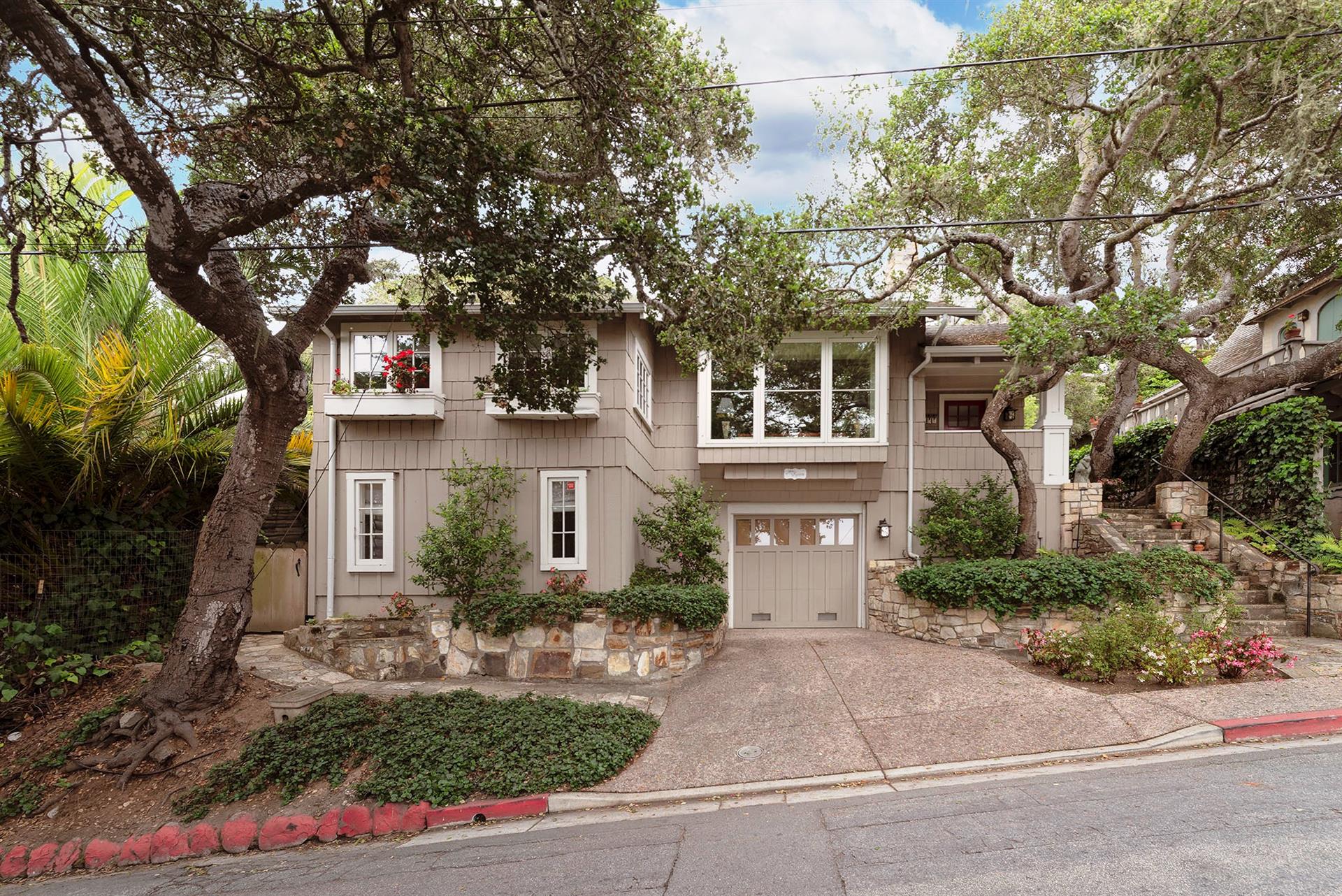 Walk to Downtown CarmelbytheSea