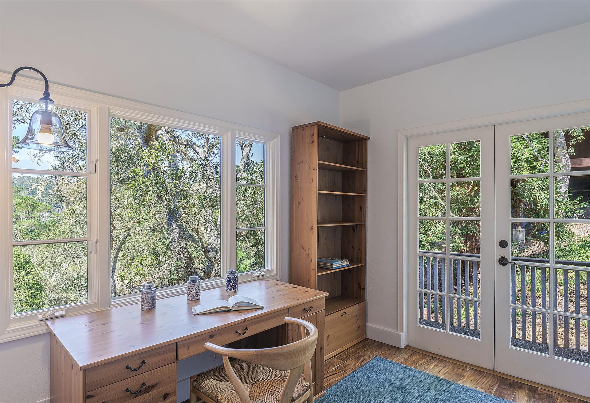 Sunny Bonus Room SetUp as an Office Space