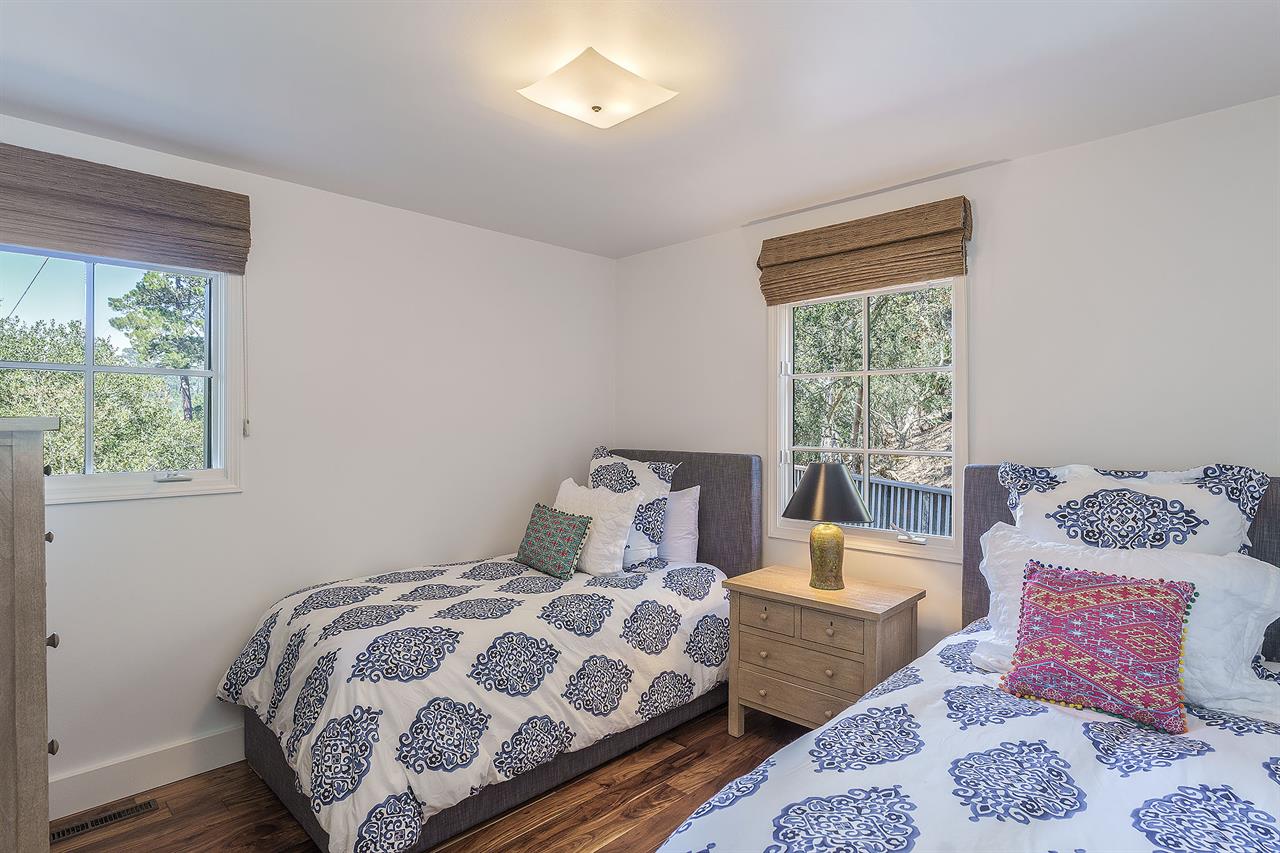Bedroom 3, Two Twins