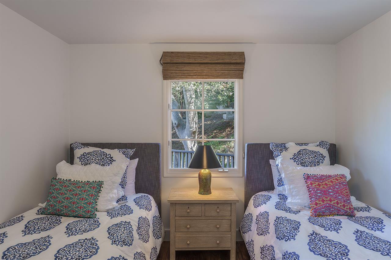 Bedroom 3, Two Twins