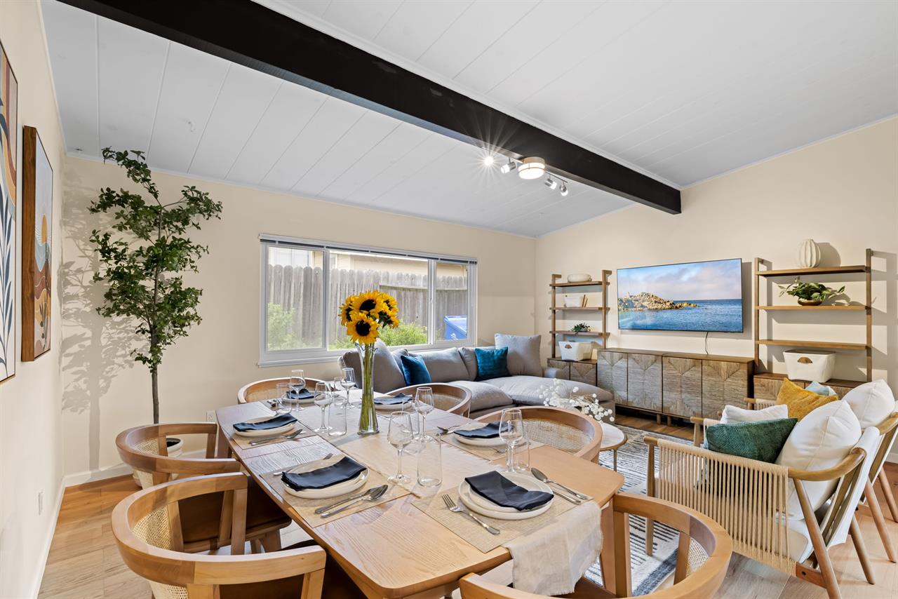 Living Room and Dining Area has a Smart TV