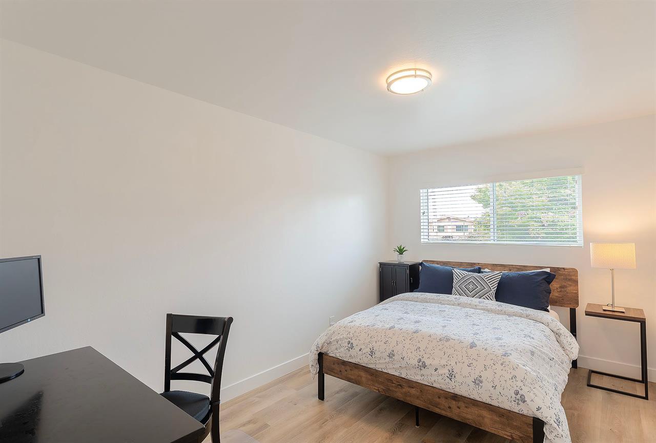 Bedroom 3, Full  Double Bed, Desk