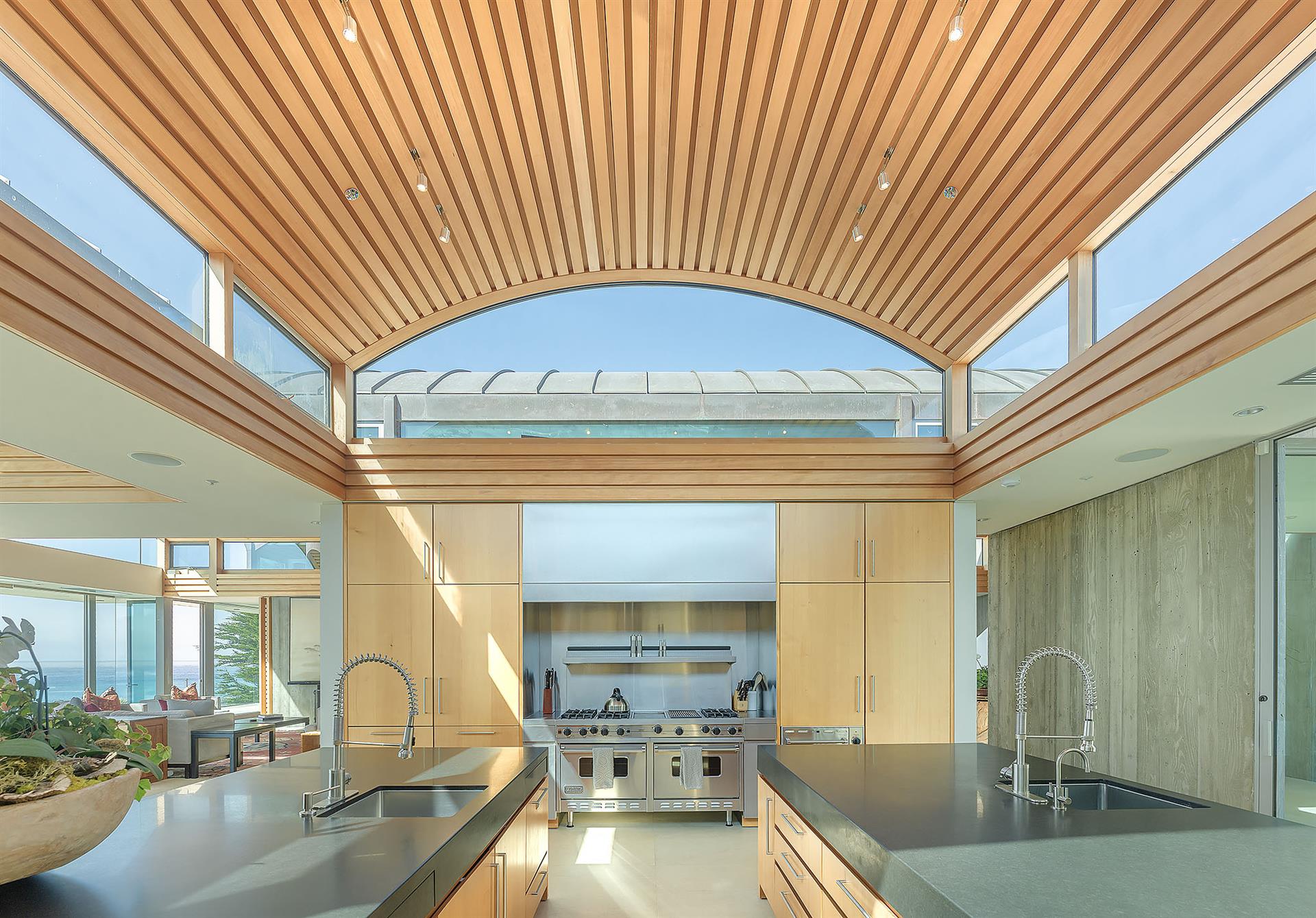 Fully Equipped Gourmet Kitchen