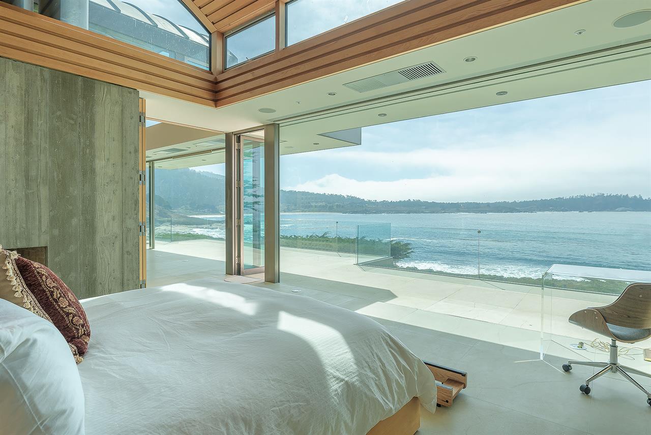 Bedroom 1, King,View, Gas Fireplace, En Suite Bath