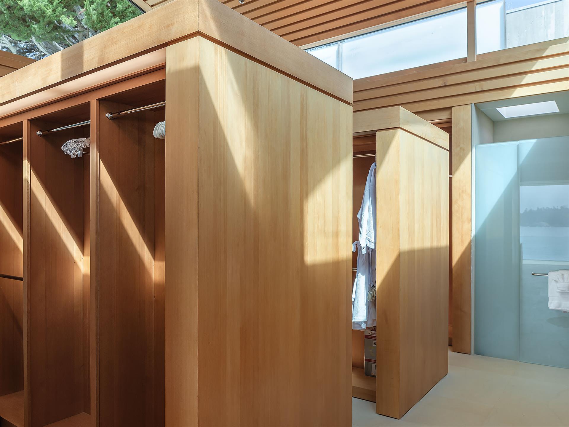 Large Closet Area In Bedroom 1