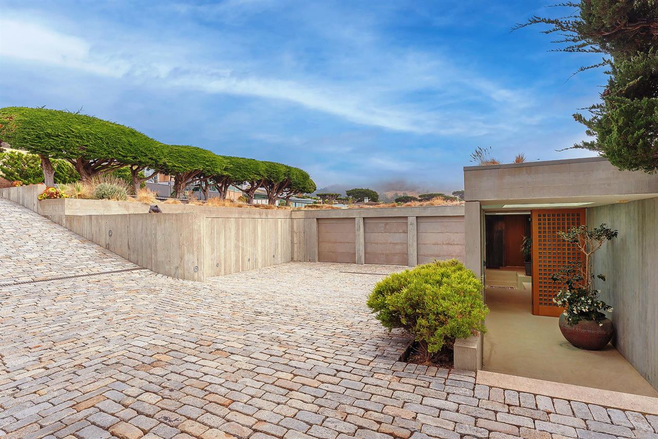 Front of the Home, Two Car Garage, Driveway Parking