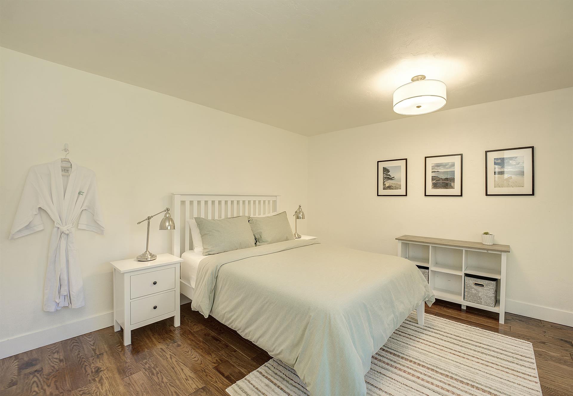 Bedroom 2  Queen Bed