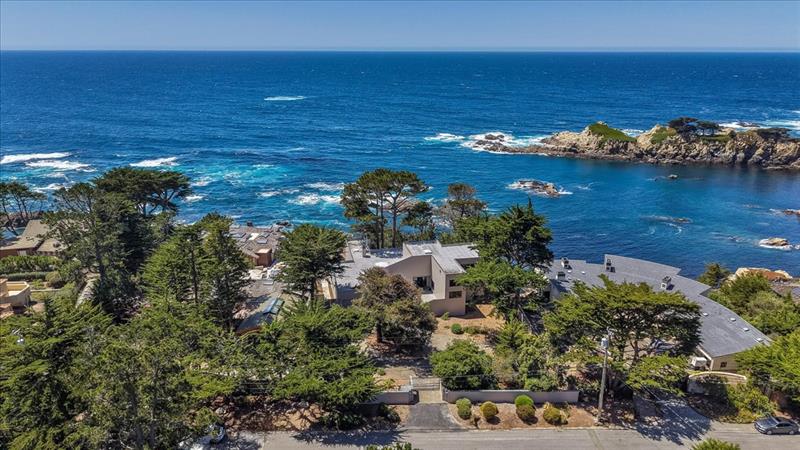 64937 Welcome To Big Little Lies  Tv Star With An Huge Ocean View M