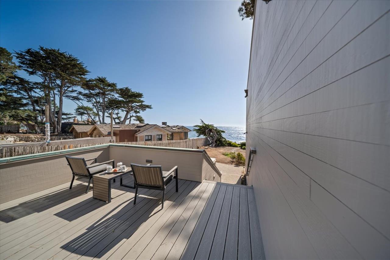 Shared Ocean View Deck for Bedrooms 2 and 3