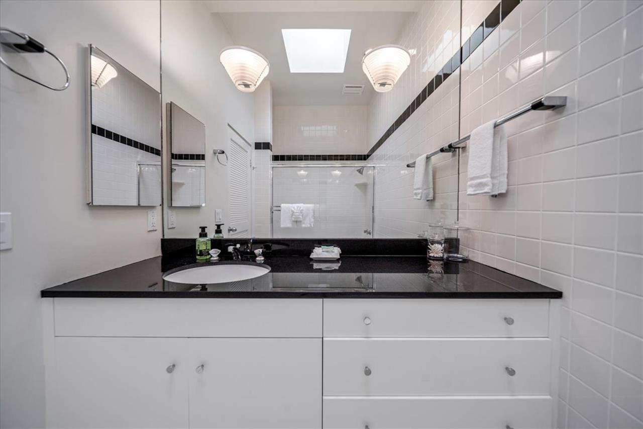 EnSuite Bath for Bedroom 3  ShowerOverTub Combo