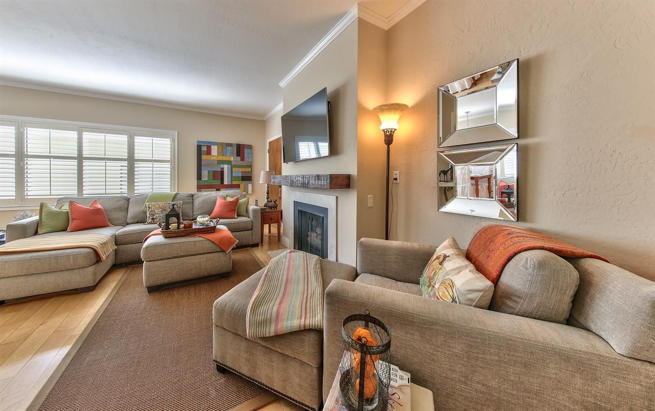 Comfortable Living Space, TV, Gas Fireplace
