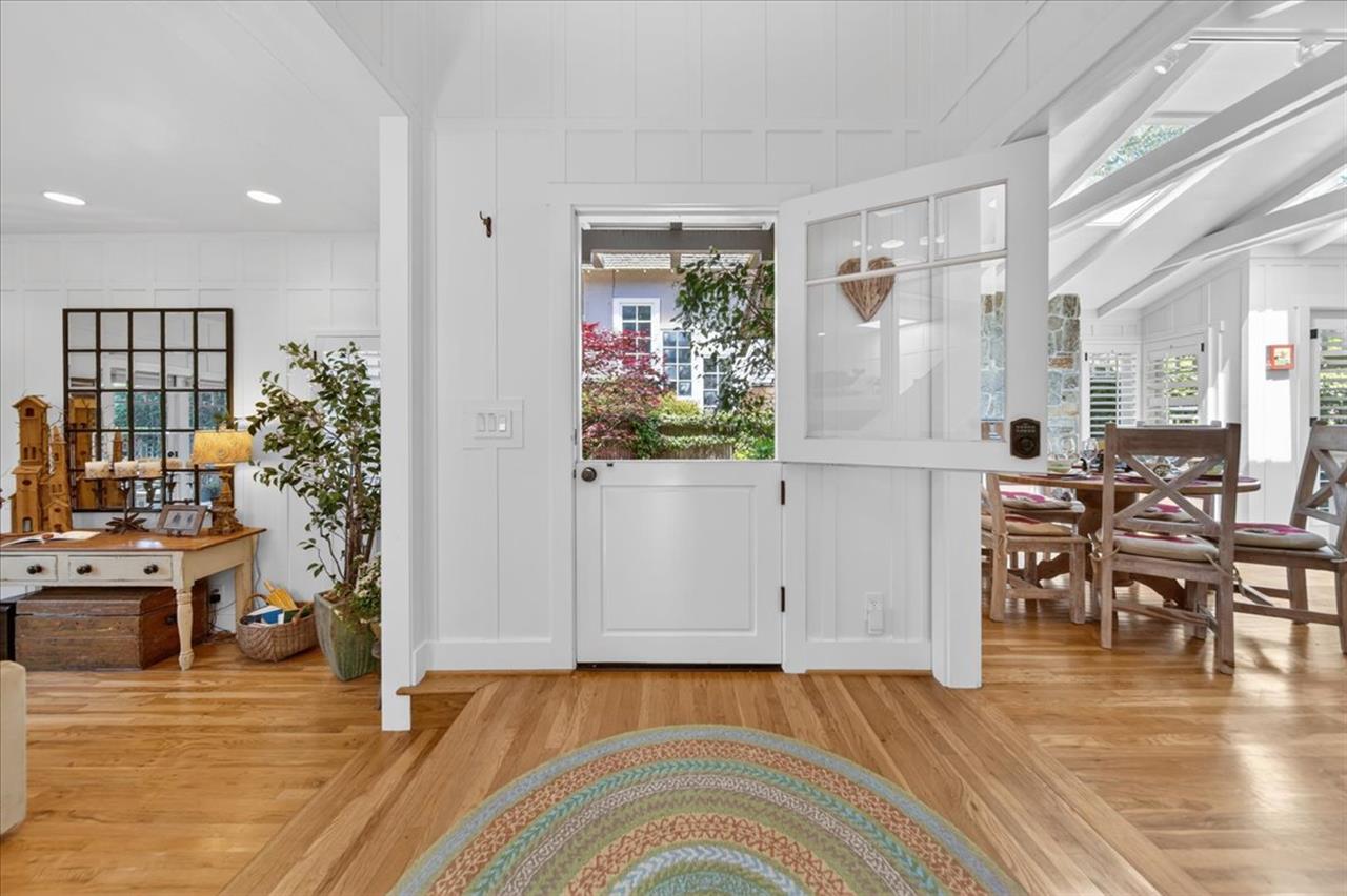 Entry Foyer