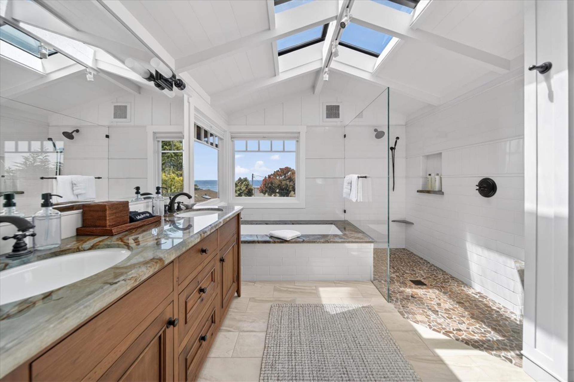 Stunning EnSuite Bathroom for Bedroom 1