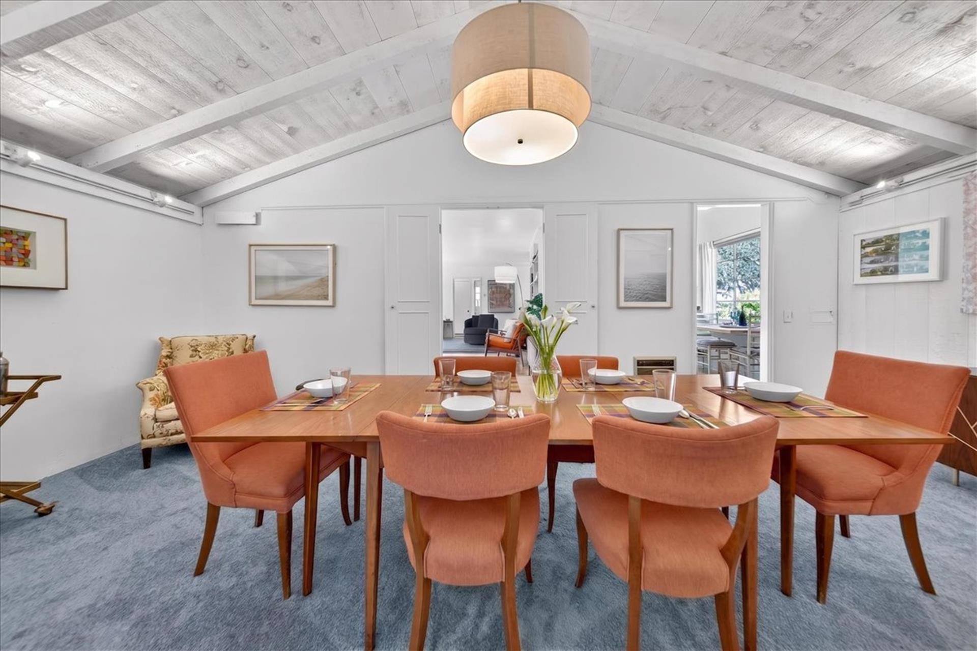 Dining Area Seats Six