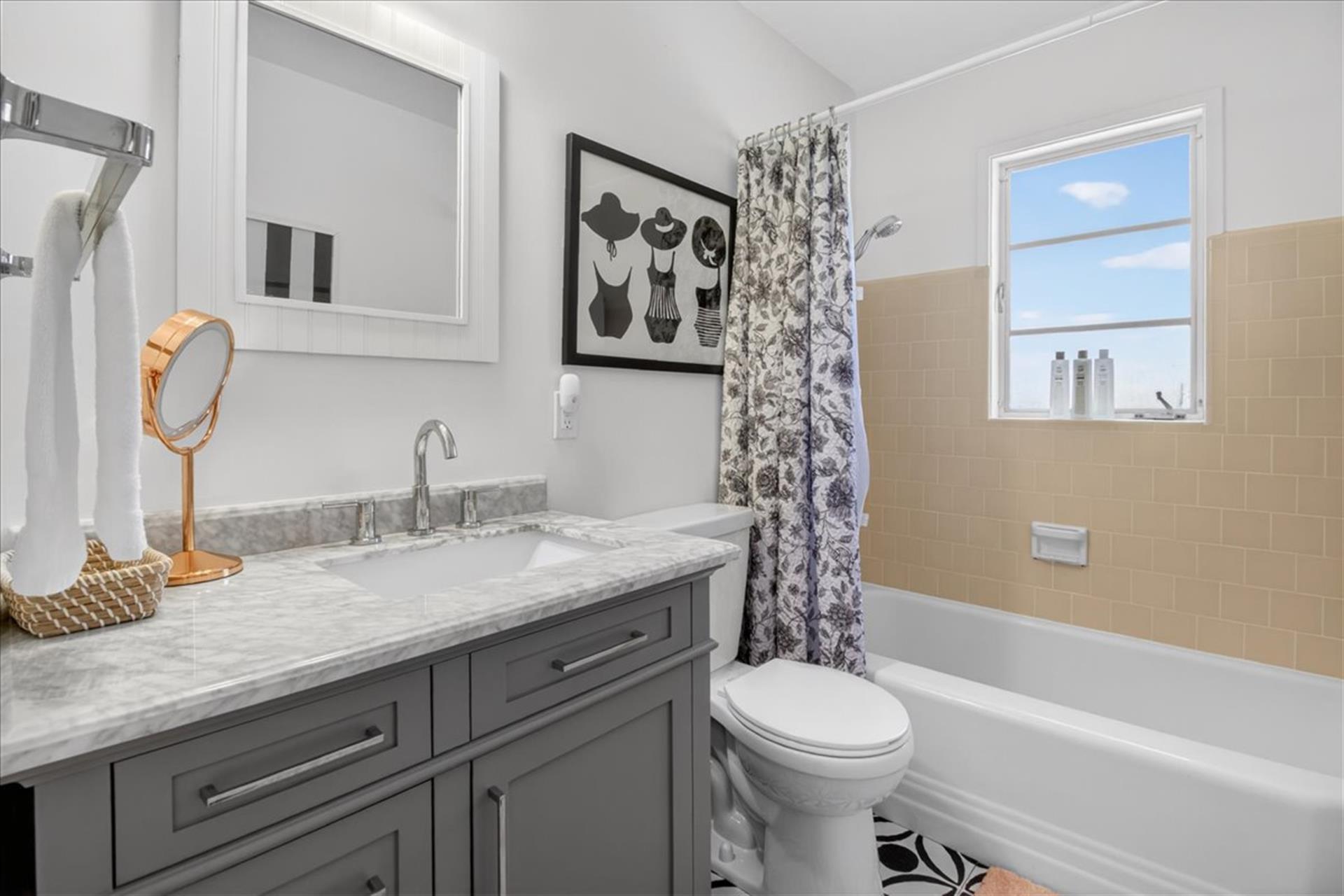 The Full Hall Bathroom has a ShowerOverTub Combination