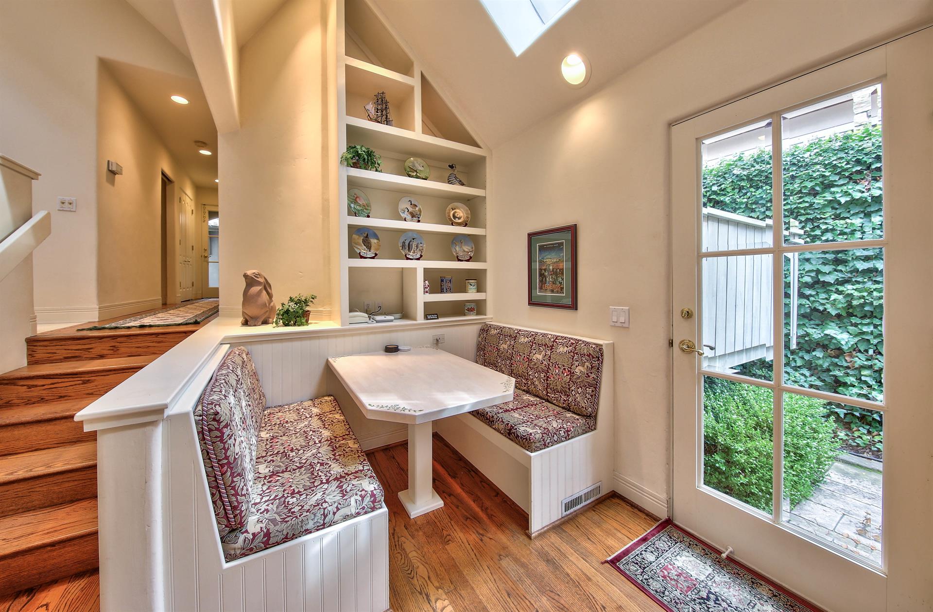 BuiltIn Banquette Seating Area