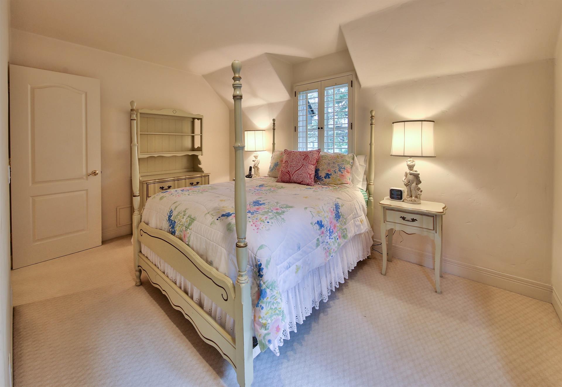 Bedroom 2, Full  Double, Upstairs