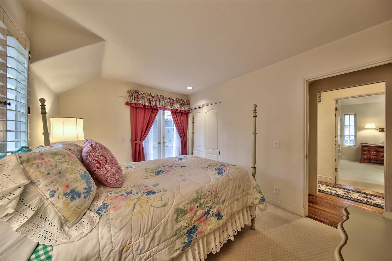 Bedroom 2, Full  Double, Upstairs