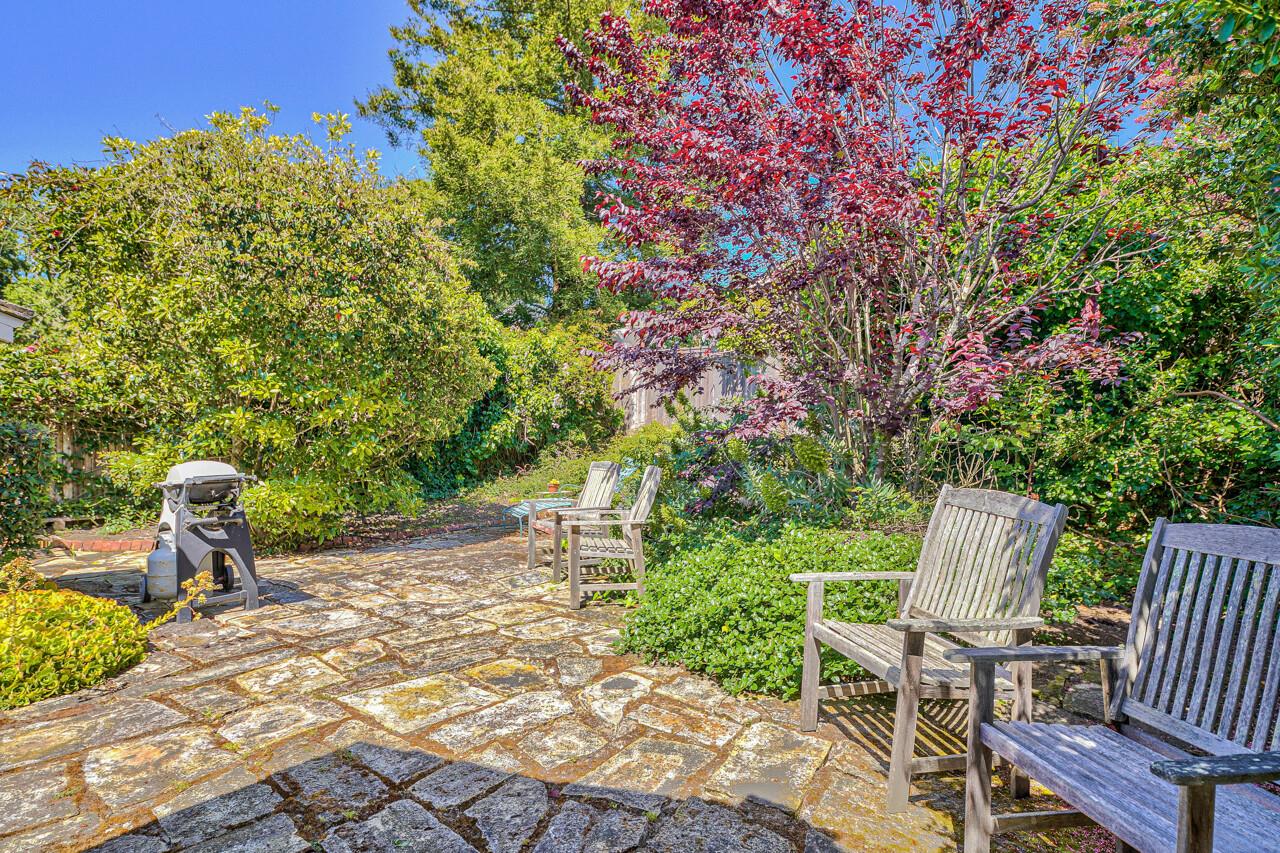 Backyard Patio with Privacy Fencing and Nice Garden