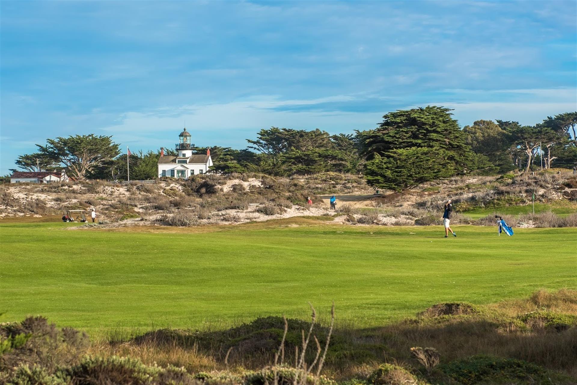 Pacific Grove Golf Links, Point Pinos Lighthouse