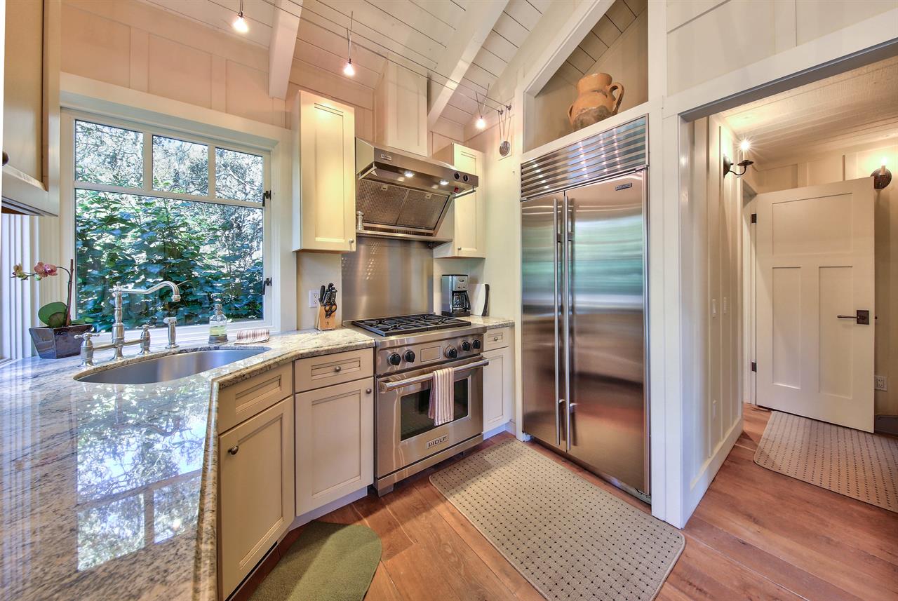 Lovely Kitchen with Stainless Steel Appliances