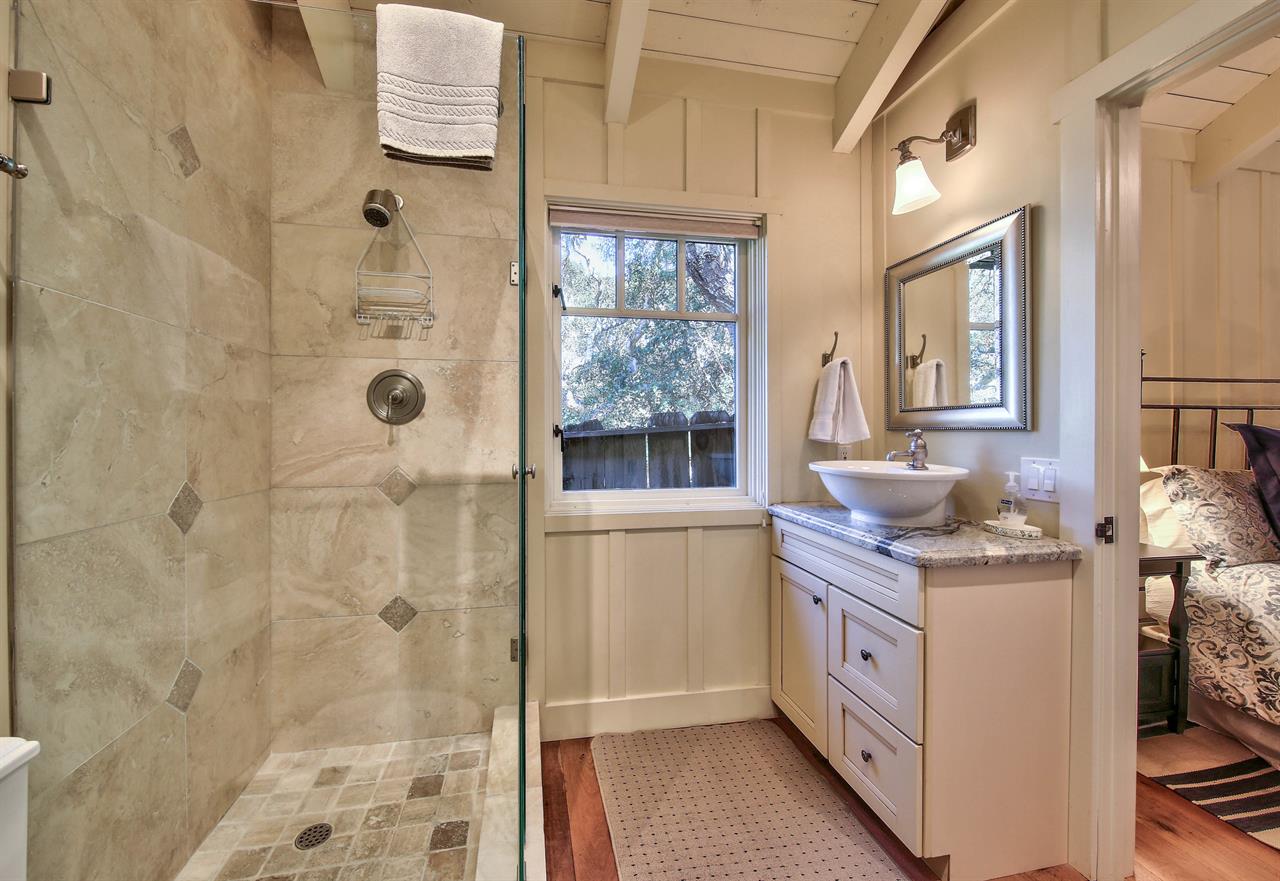 En Suite Bathroom with Tiled Shower