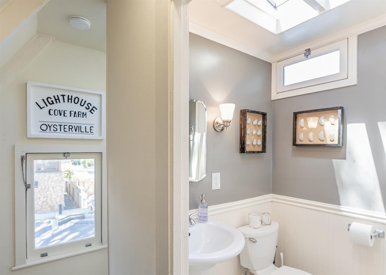 Upstairs Bathroom has a ClawFoot Tub