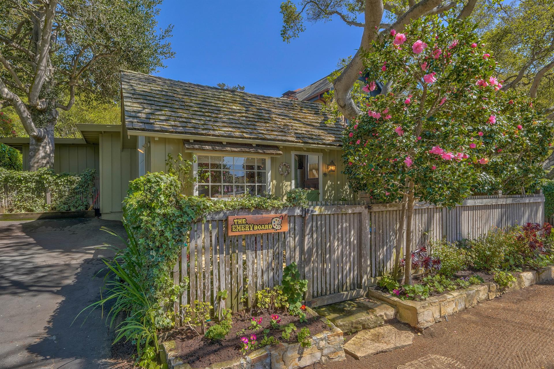 Welcome to Emery Board Lovely Gardens Surround the Home