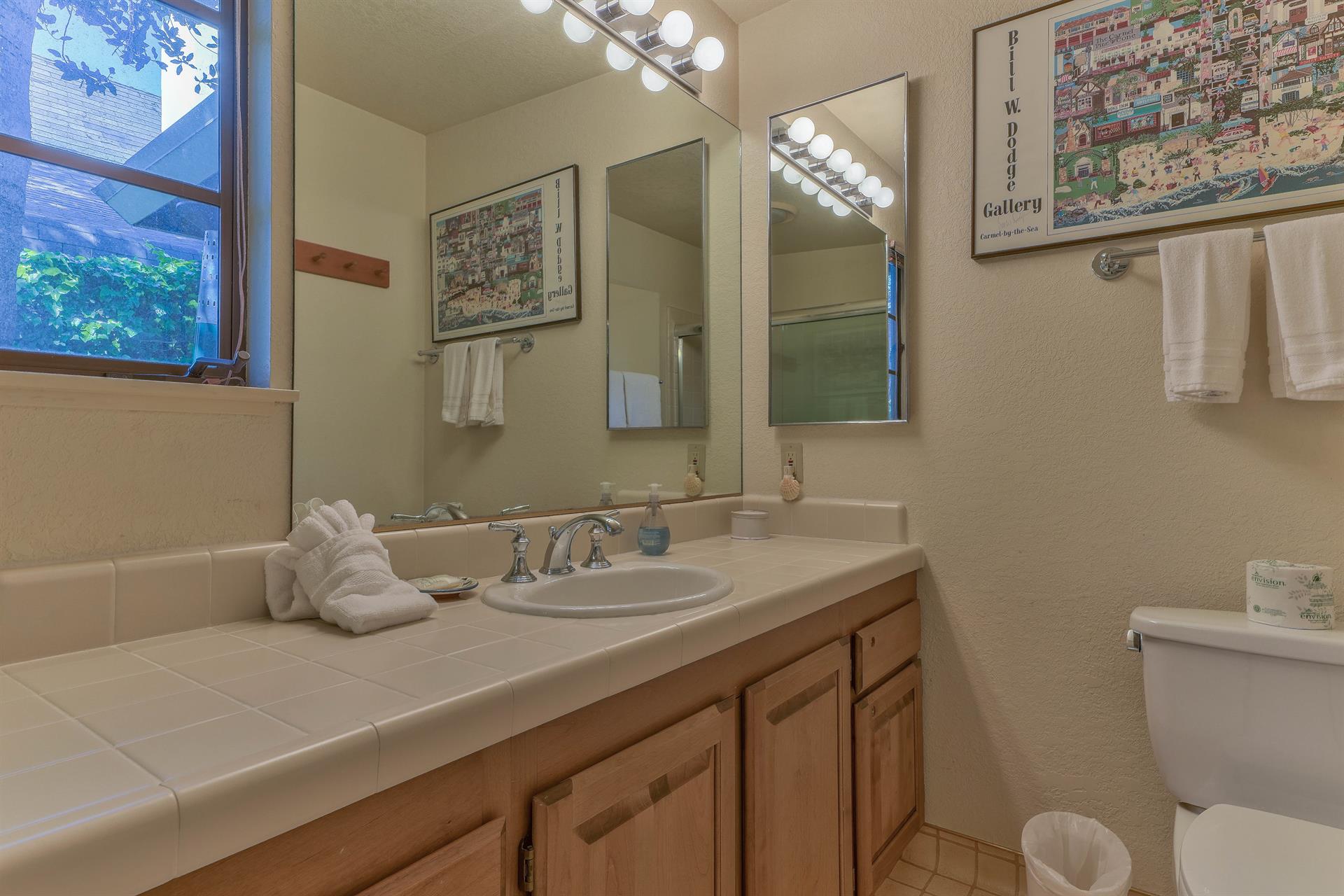 Bathroom 2, En Suite to Bedroom 2 with ShowerTub Combo