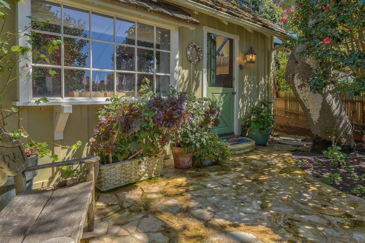 Front Patio, Main Front Entry