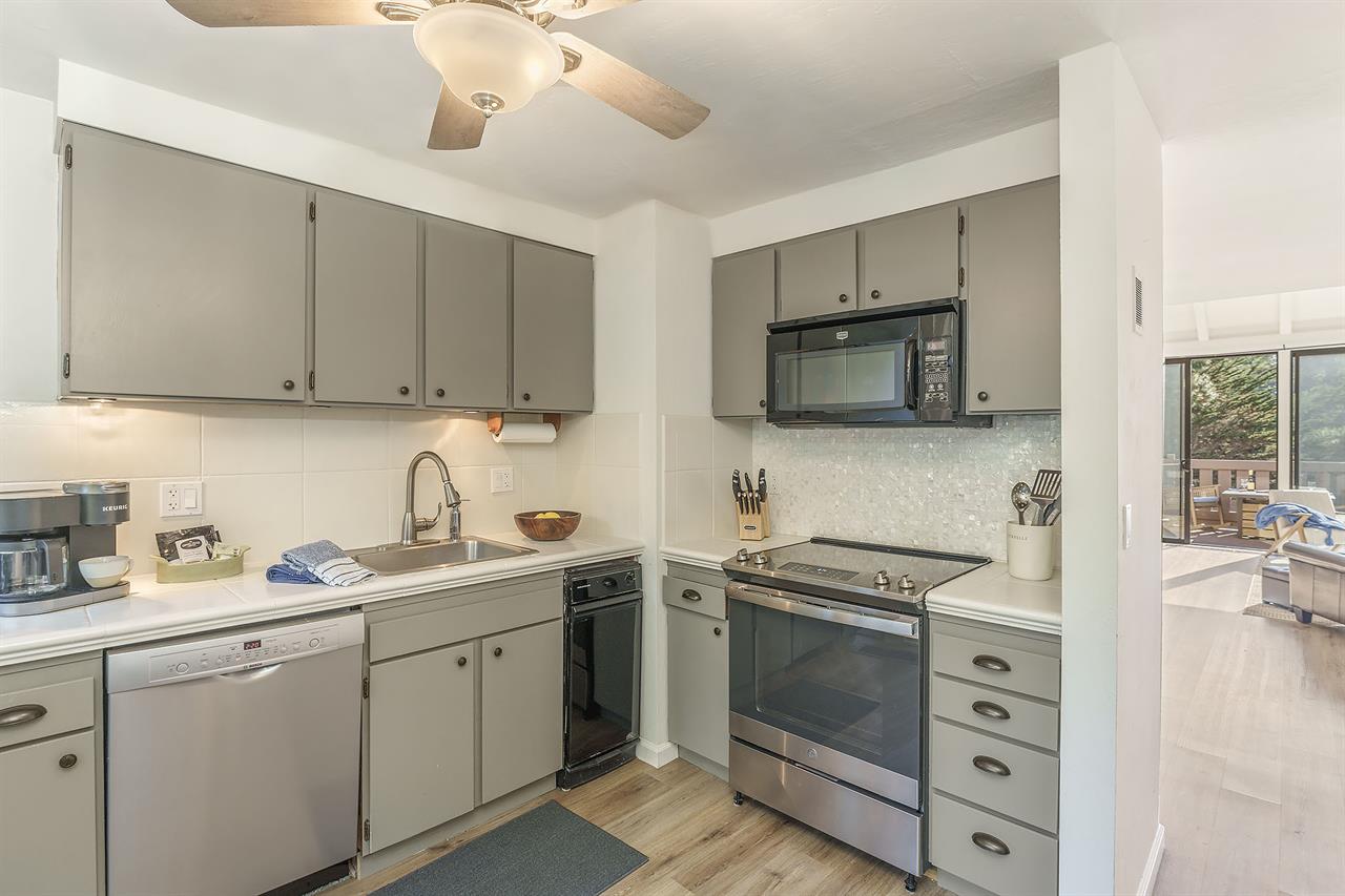 Kitchen renters bring their own dishes, glasses, utensils, etc.
