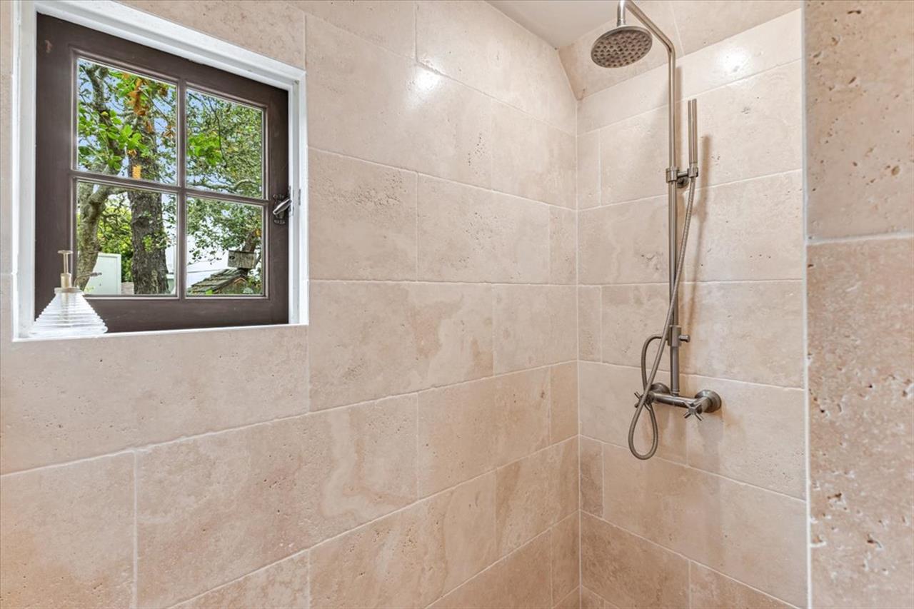 Bathroom 1 Shower