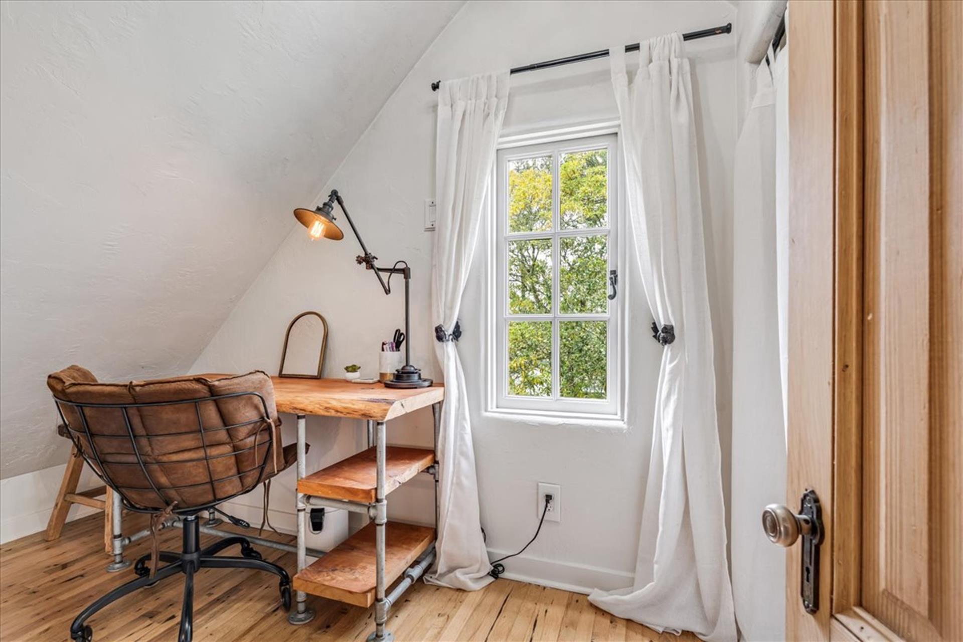 Bedroom 2 has a Desk