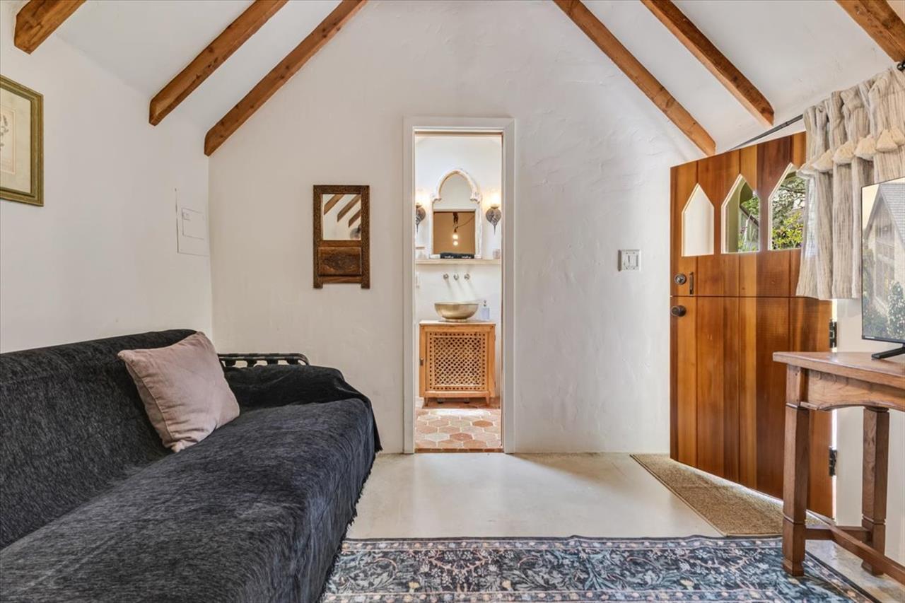 Guest Cottage