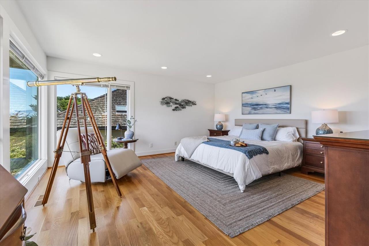 Bedroom 1  Primary Suite  King, Ocean View, EnSuite